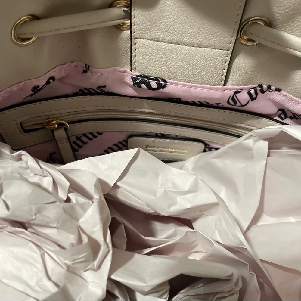 Juicy Couture - Picture 4 of 9
